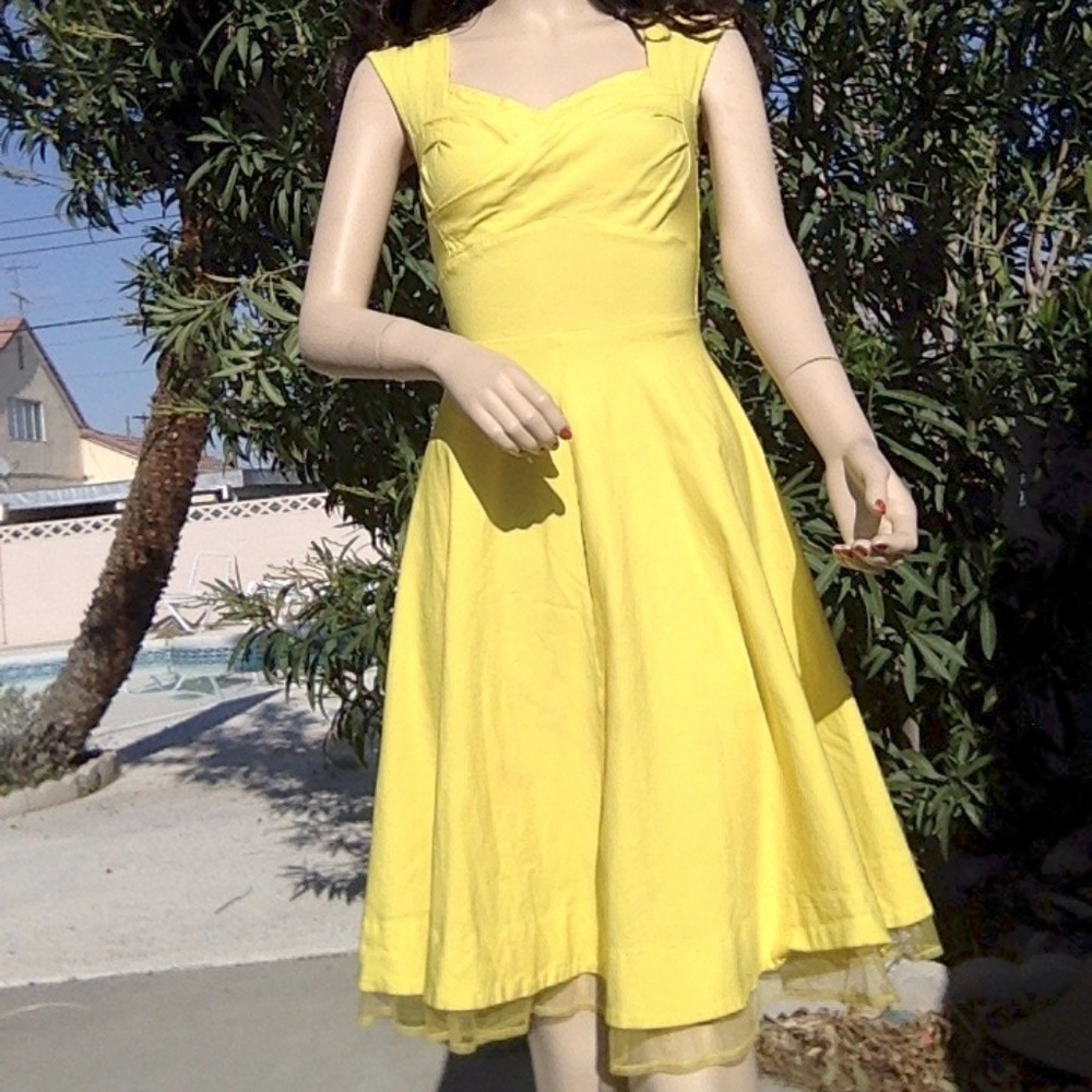 Muxxn 1950's Style Vintage Yellow Dress